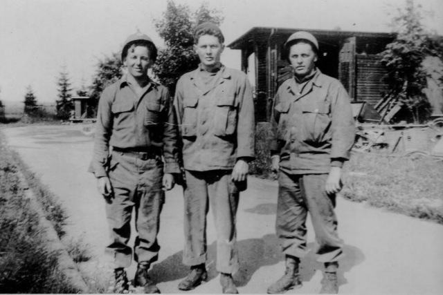 3 Soliders - From the Kennerth Figg Collection - Unmarked